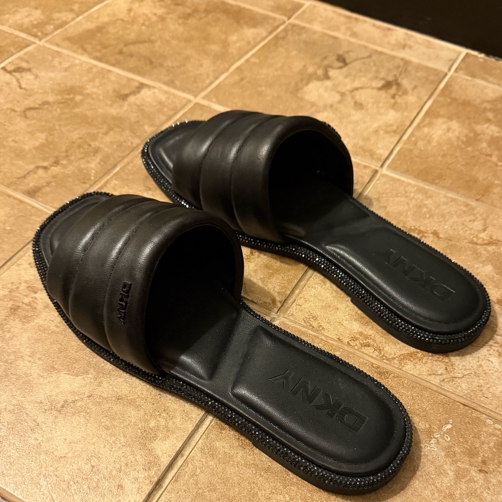 DKNY Bethesda Quilted & Studded Slip-on sandals